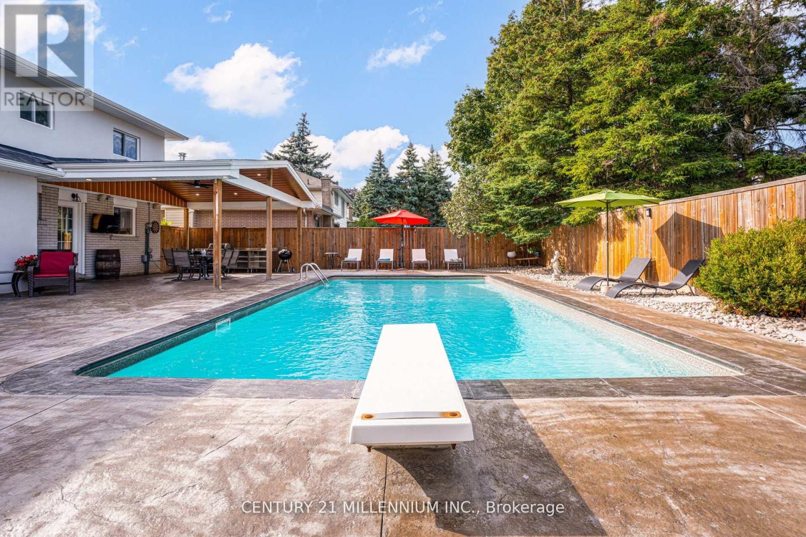 14 Greystone Crescent, Brampton, Ontario  L6Y 2B3 - Photo 8 - W13006462