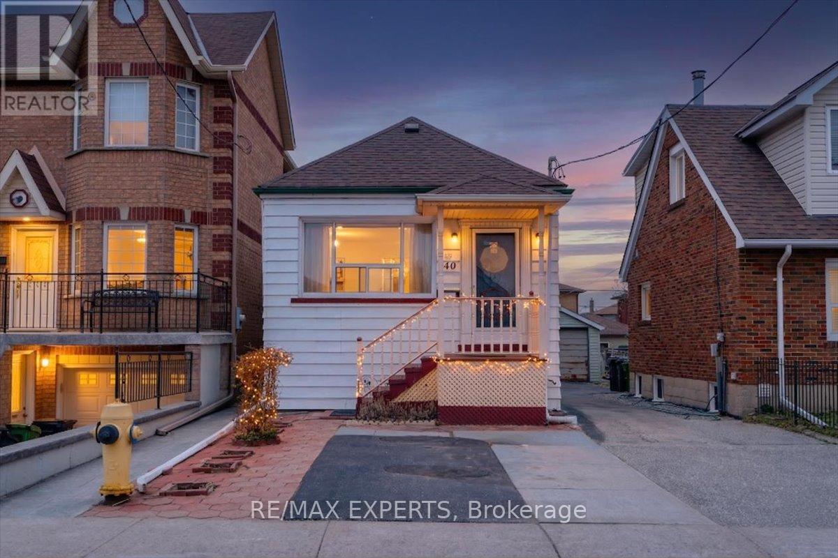 140 NORTHLAND AVENUE, Toronto, Ontario