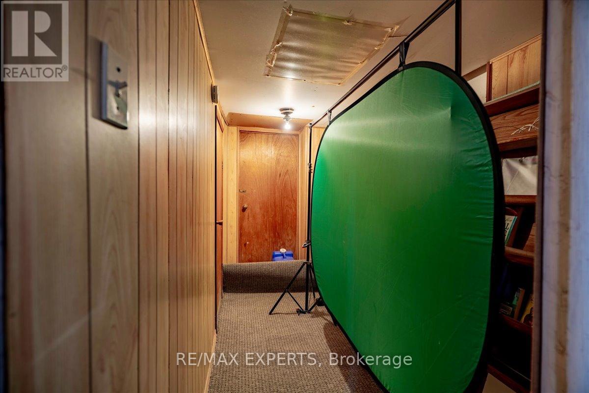 140 Northland Avenue, Toronto, Ontario  M6N 2E2 - Photo 30 - W13006464