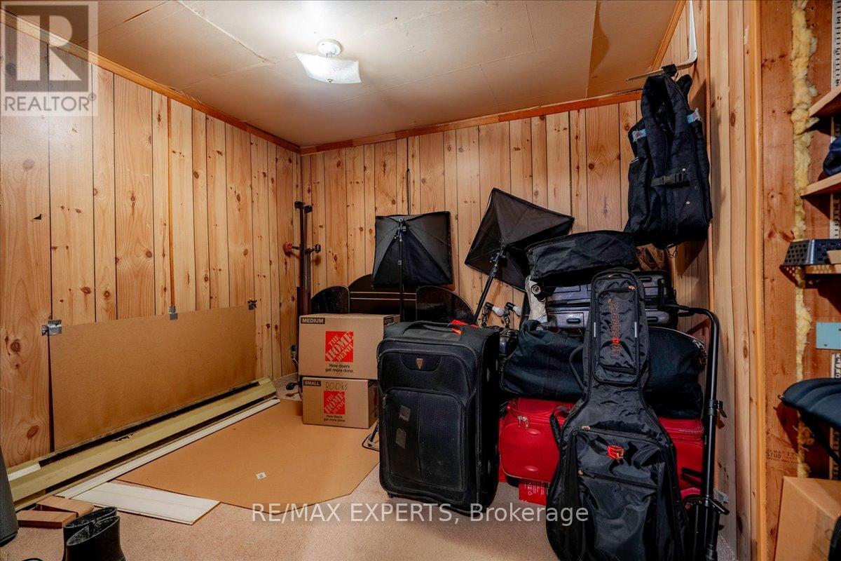 140 Northland Avenue, Toronto, Ontario  M6N 2E2 - Photo 31 - W13006464