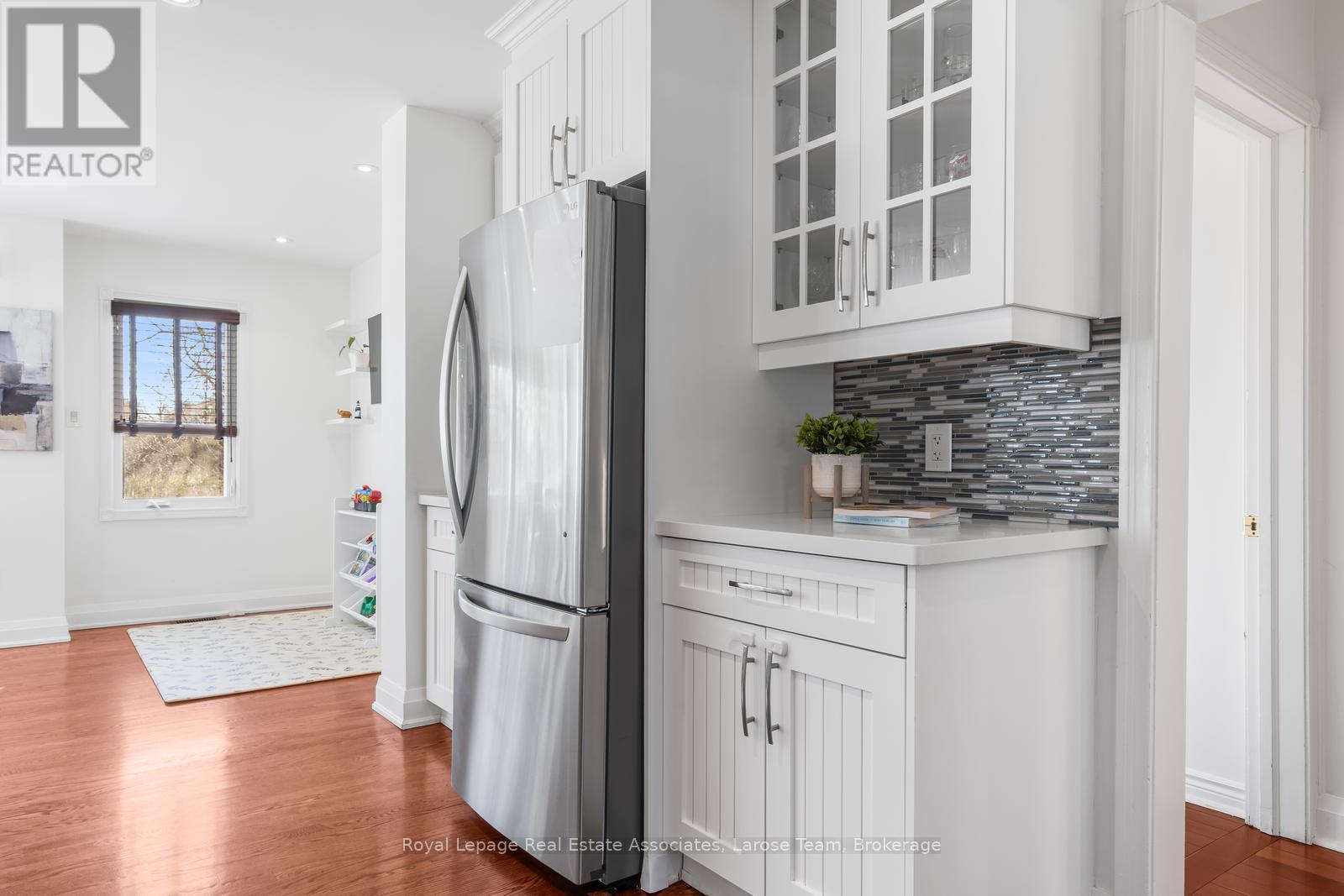 1166 Mineola Gardens, Mississauga, Ontario  L5G 3X9 - Photo 11 - W13006474