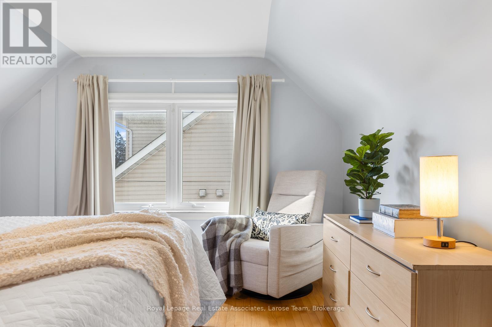 1166 Mineola Gardens, Mississauga, Ontario  L5G 3X9 - Photo 22 - W13006474