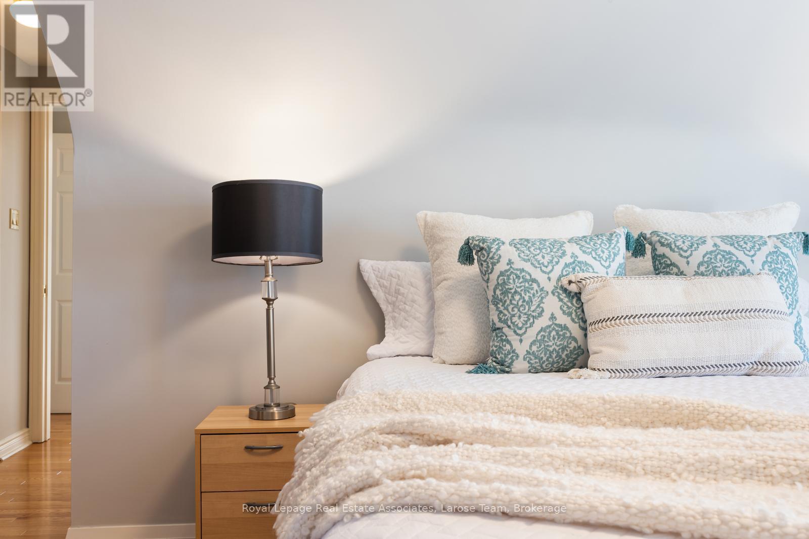 1166 Mineola Gardens, Mississauga, Ontario  L5G 3X9 - Photo 23 - W13006474