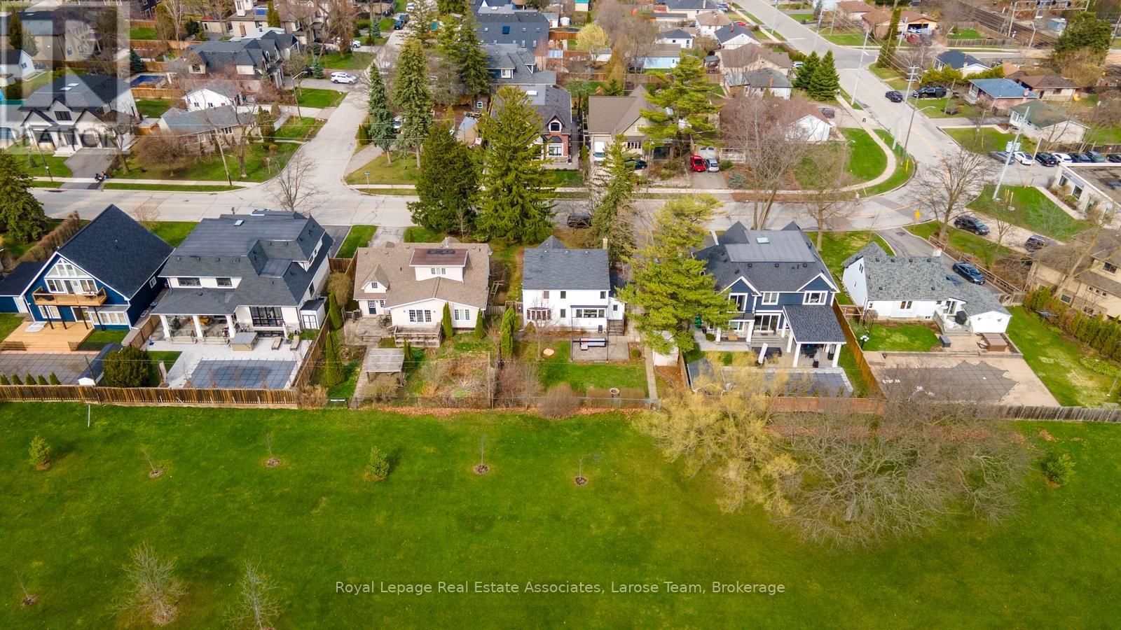 1166 Mineola Gardens, Mississauga, Ontario  L5G 3X9 - Photo 35 - W13006474