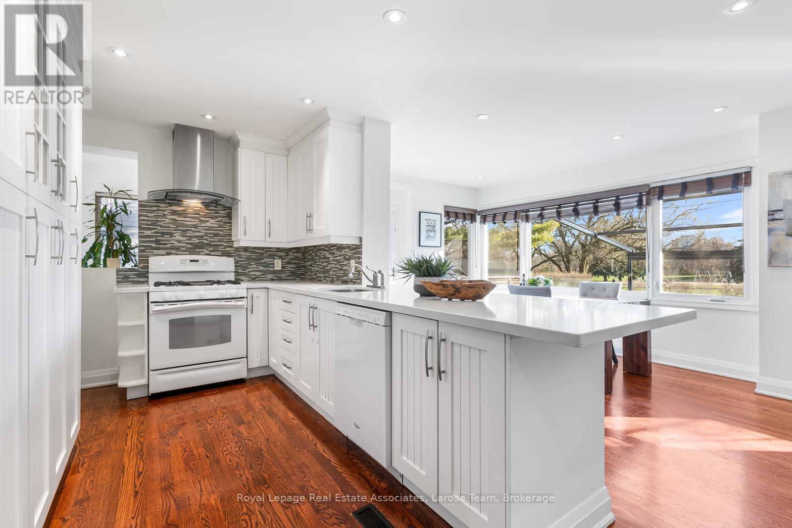 1166 Mineola Gardens, Mississauga, Ontario  L5G 3X9 - Photo 7 - W13006474