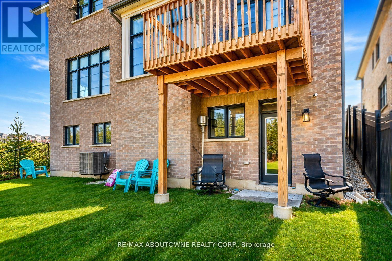 1416 Ford Strathy Crescent S, Oakville, Ontario  L6H 6E3 - Photo 42 - W13006534