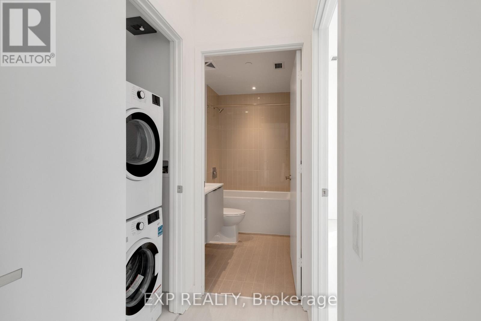 313 - 3900 Confederation Parkway, Mississauga, Ontario  L5B 0M3 - Photo 35 - W13006546