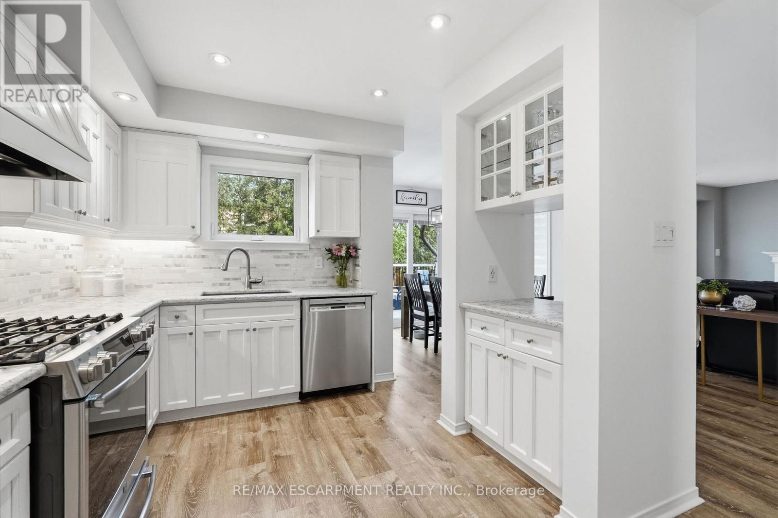 2493 Newport Street, Burlington, Ontario  L7M 3X7 - Photo 17 - W13006686