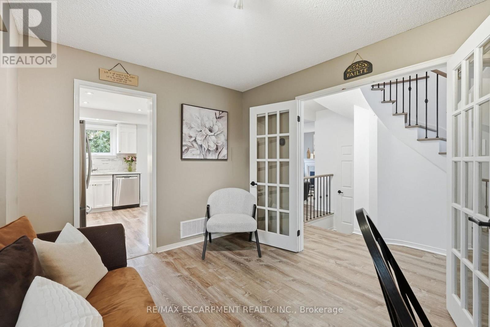 2493 Newport Street, Burlington, Ontario  L7M 3X7 - Photo 21 - W13006686