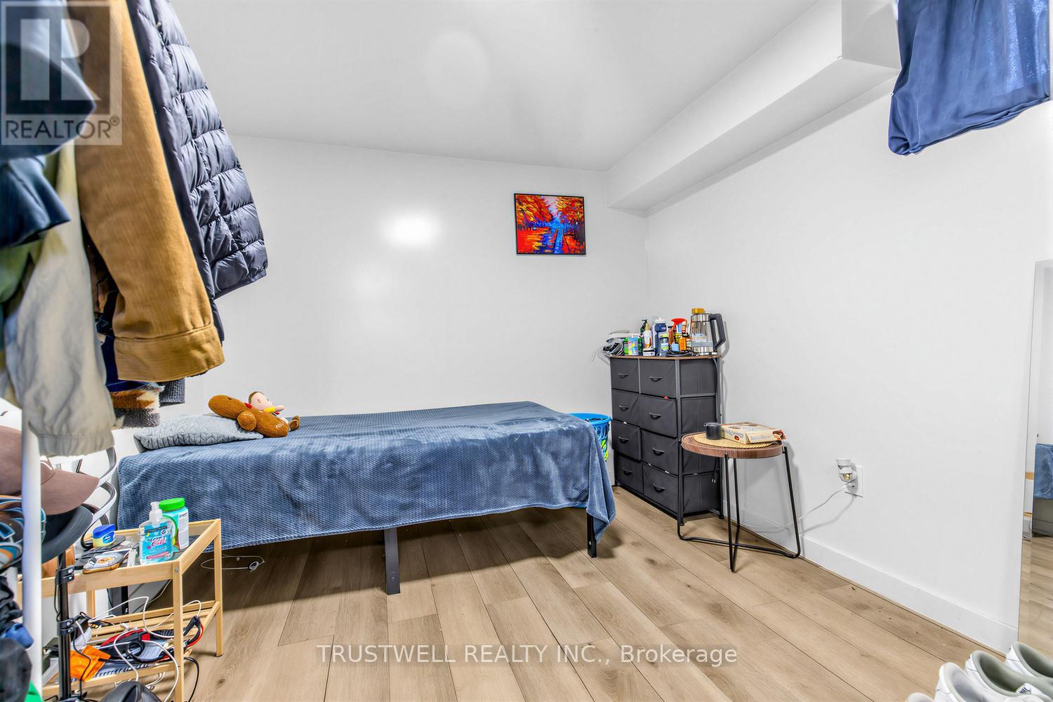 2 Del Ria Road, Toronto, Ontario  M6L 1M1 - Photo 26 - W13006698