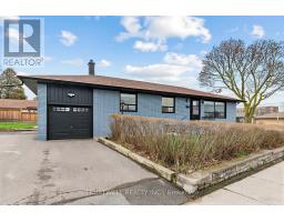 2 DEL RIA ROAD, Toronto, Ontario