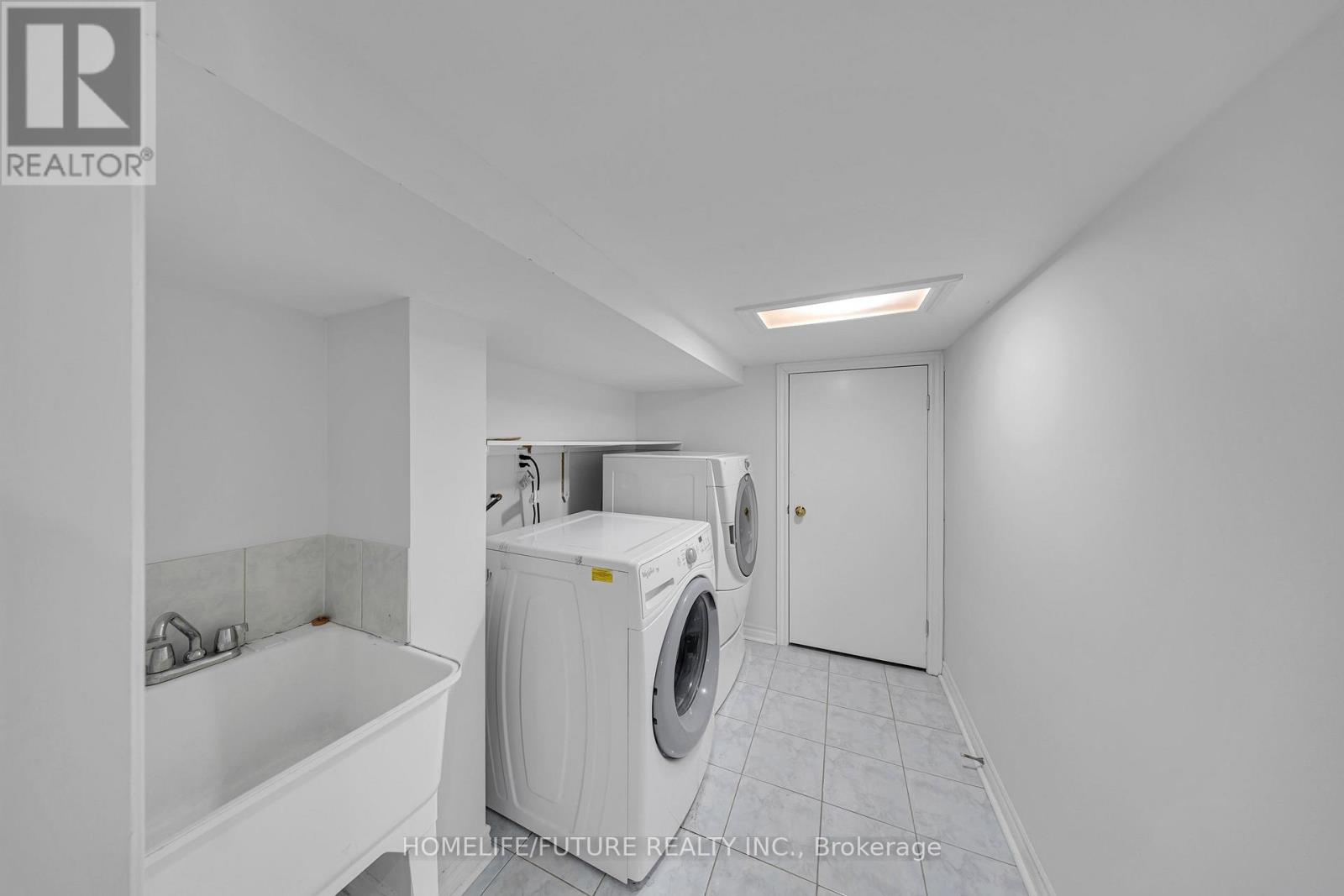 262 Helen Avenue, Markham, Ontario  L3R 1K1 - Photo 43 - N12936748