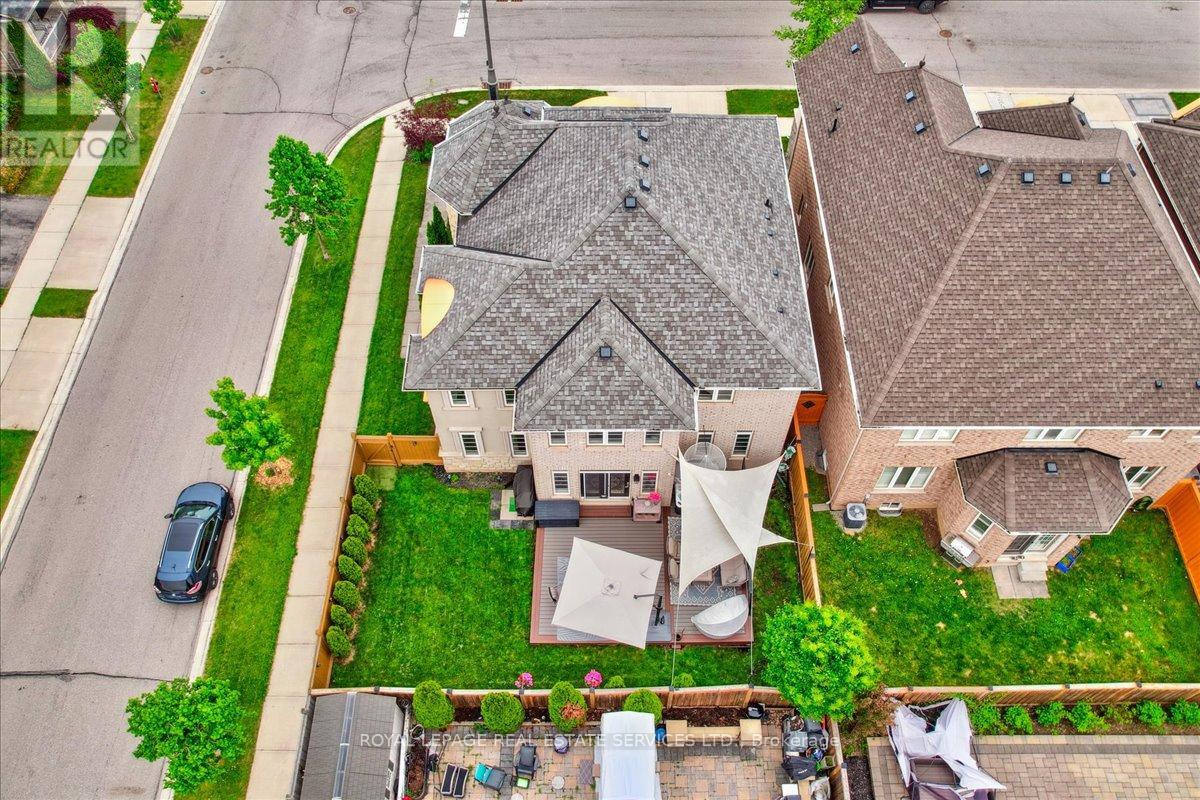 3150 Trailside Drive, Oakville, Ontario  L6M 0P6 - Photo 47 - W12971310