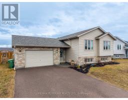 21 NEWPORT DRIVE, Petawawa, Ontario