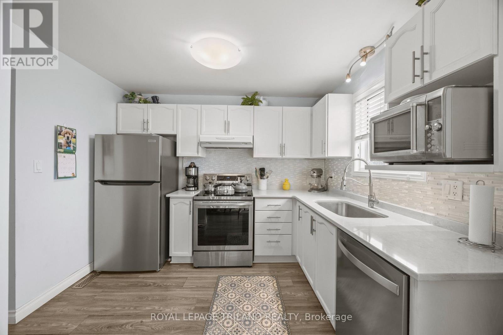 943 Thistledown Way, London North, Ontario  N6G 4Z6 - Photo 14 - X12997284