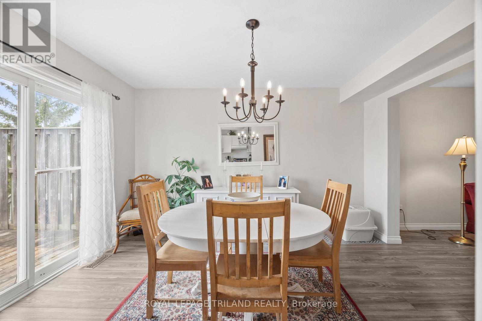 943 Thistledown Way, London North, Ontario  N6G 4Z6 - Photo 13 - X12997284