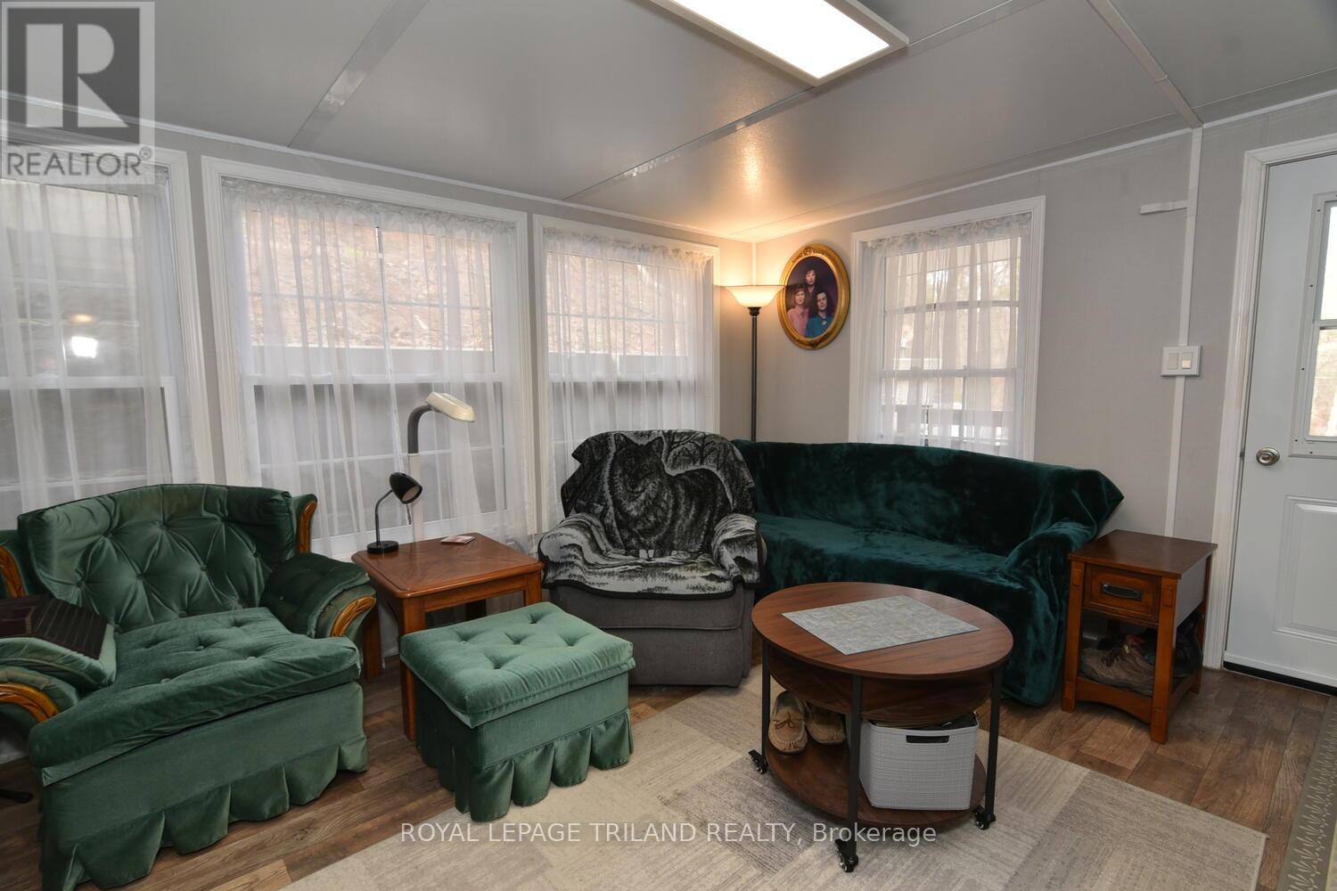 18 - 9826 Northville Crescent, Lambton Shores, Ontario  N0M 2N0 - Photo 27 - X13003144