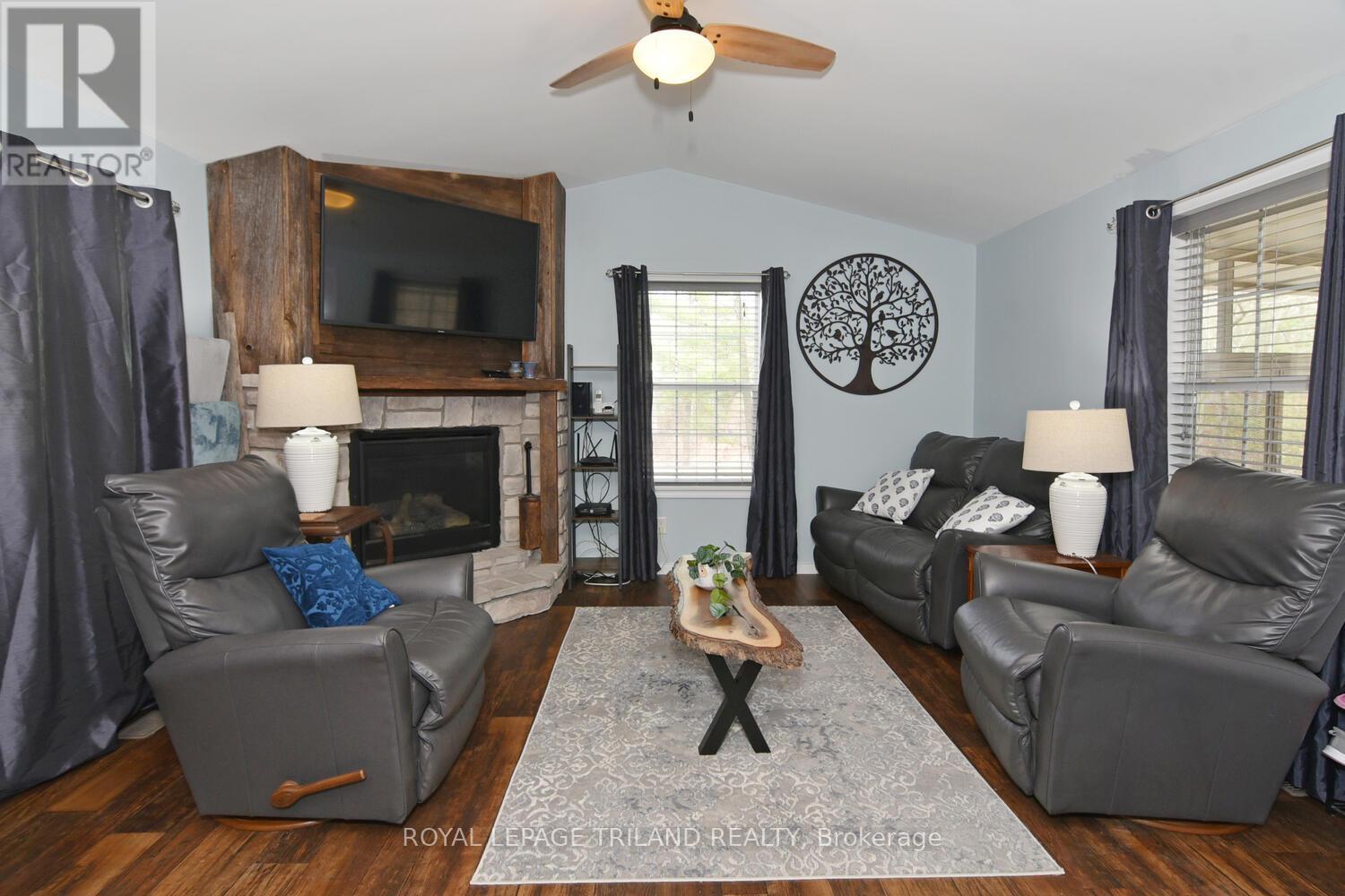 18 - 9826 Northville Crescent, Lambton Shores, Ontario  N0M 2N0 - Photo 7 - X13003144