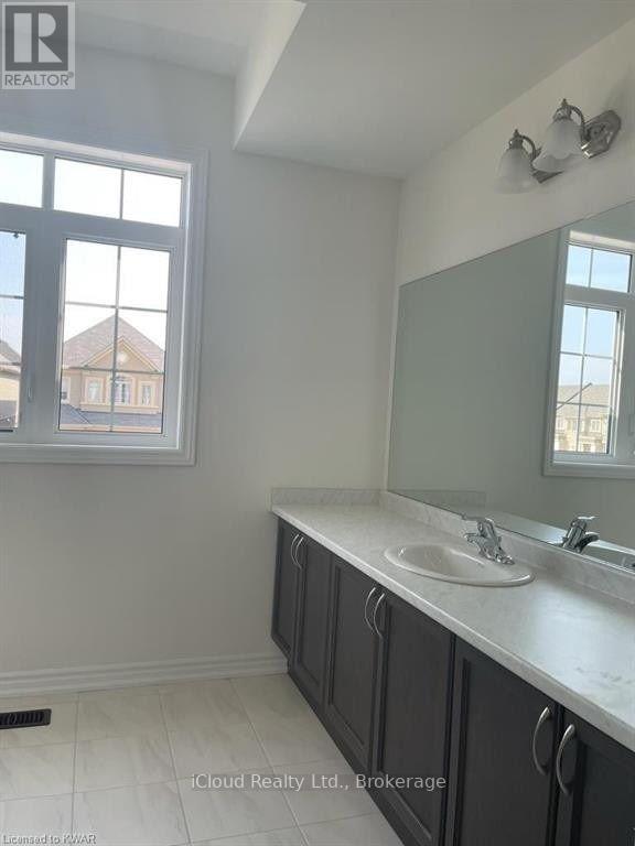 41 Sleeth Street, Brantford, Ontario  N3S 0J7 - Photo 3 - X13006322