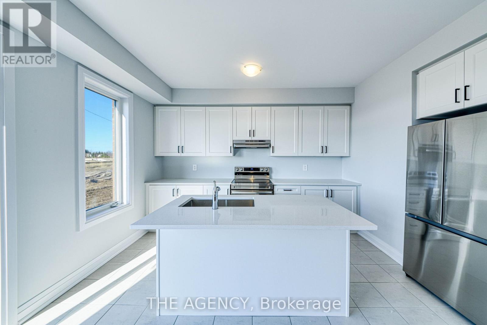 98 Butler Boulevard, Kawartha Lakes, Ontario  K9V 6A9 - Photo 5 - X13006364