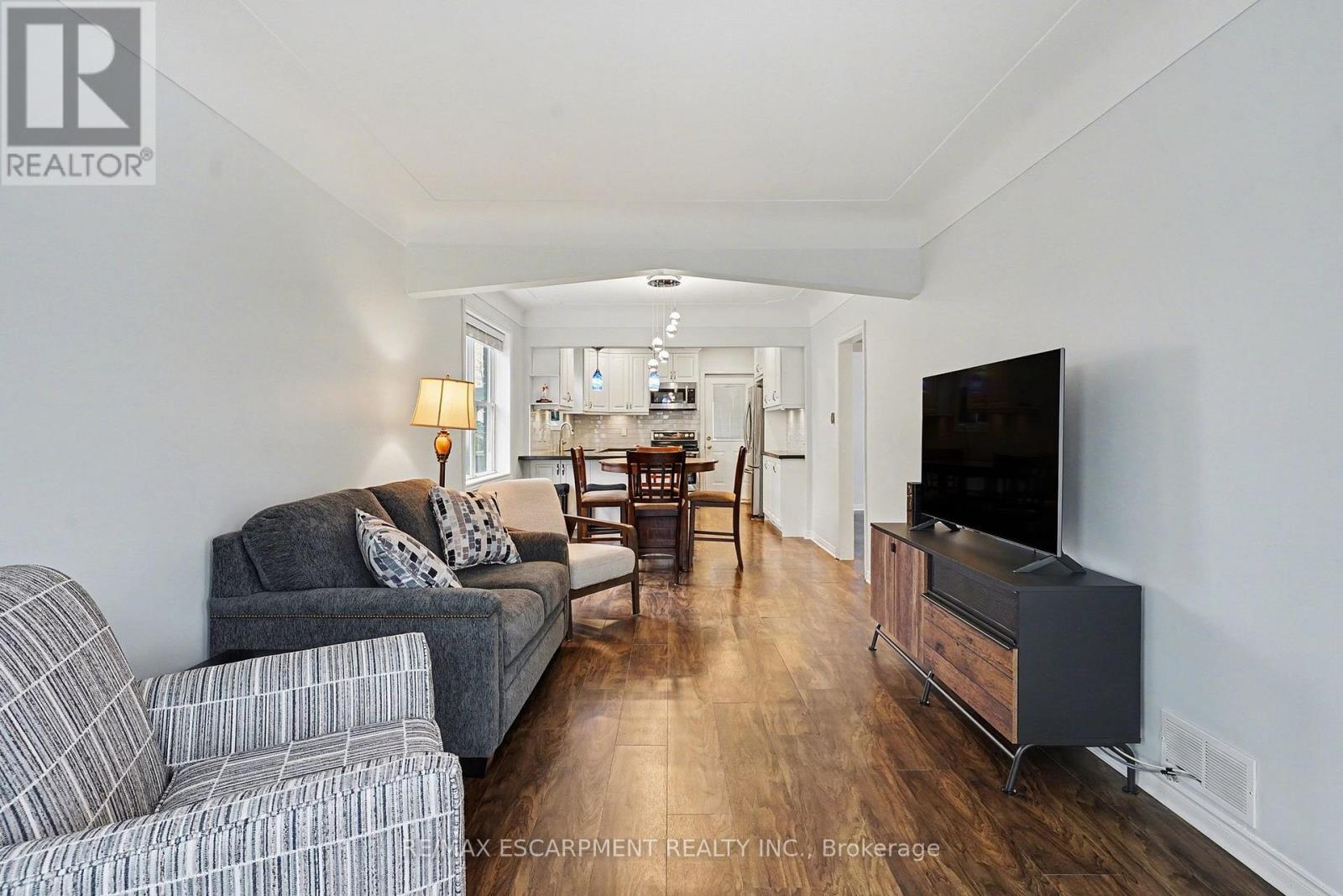 53 Bell Avenue, Hamilton, Ontario  L8K 3E2 - Photo 4 - X13006504