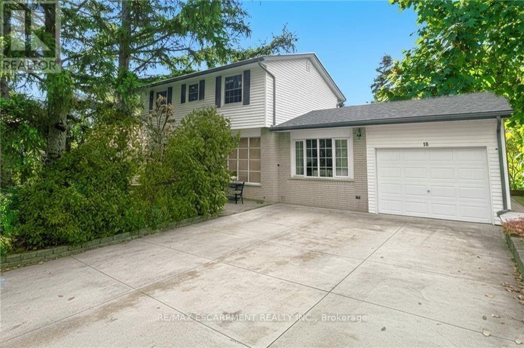 18 JASPER DRIVE, Hamilton, Ontario