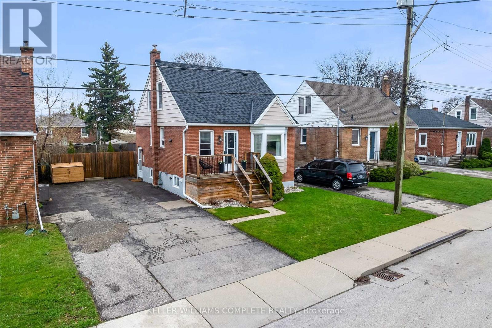 189 East 14th Street, Hamilton, Ontario  L9A 4B7 - Photo 2 - X13006548