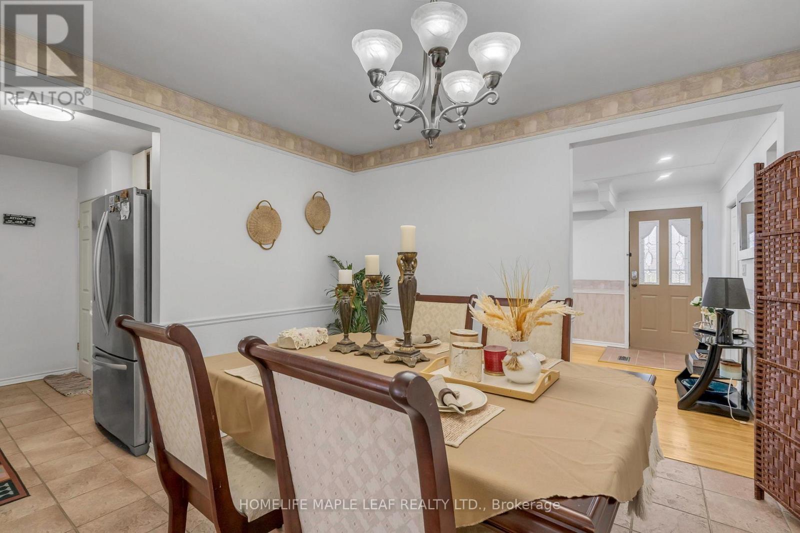 398 Kerman Avenue, Grimsby, Ontario  L3M 3X1 - Photo 9 - X13006554