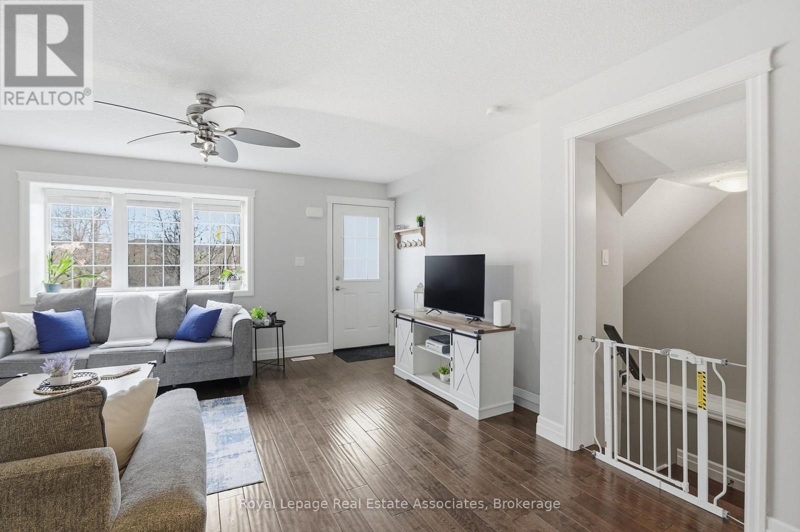 16 - 275 Old Huron Road, Kitchener, Ontario  N2R 1P9 - Photo 5 - X13006566