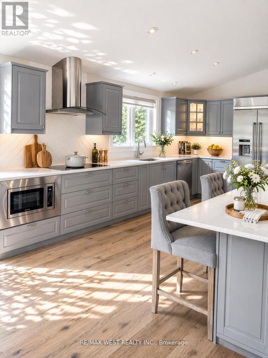 26 HOSTEIN DRIVE, Hamilton, Ontario