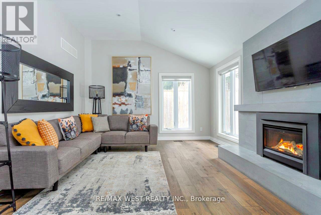 26 Hostein Drive, Hamilton, Ontario  L9G 2S5 - Photo 8 - X13006614