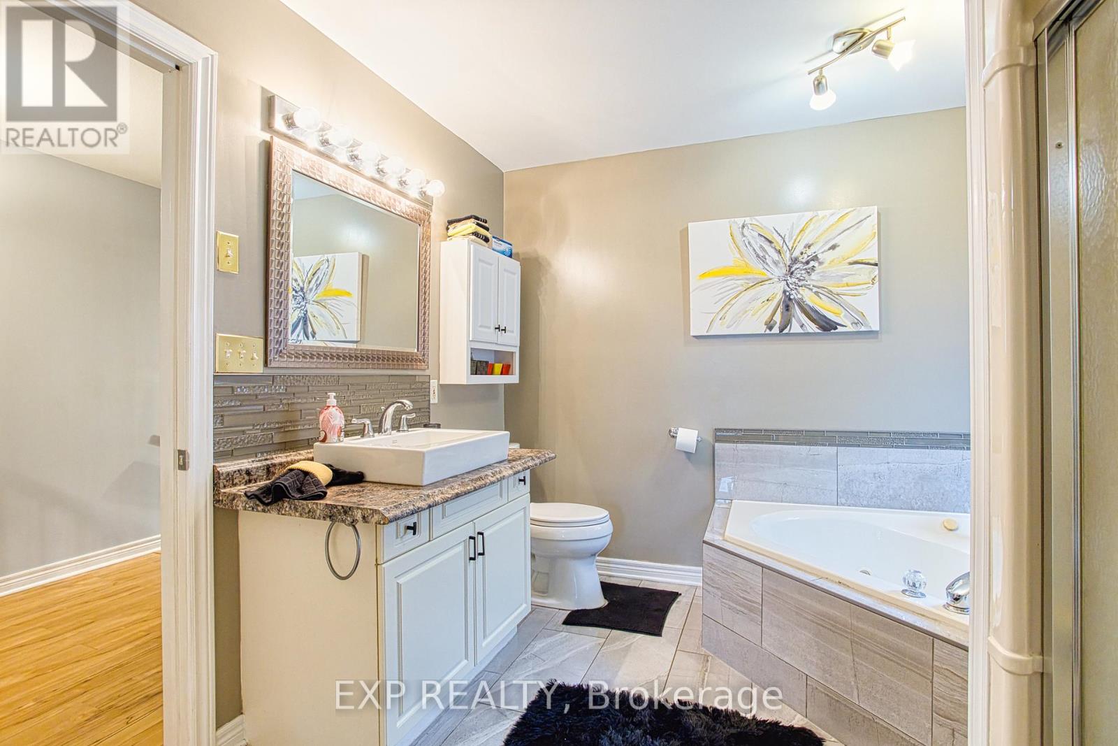 7192 Kelly Drive, Niagara Falls, Ontario  L2H 3K1 - Photo 23 - X13006624