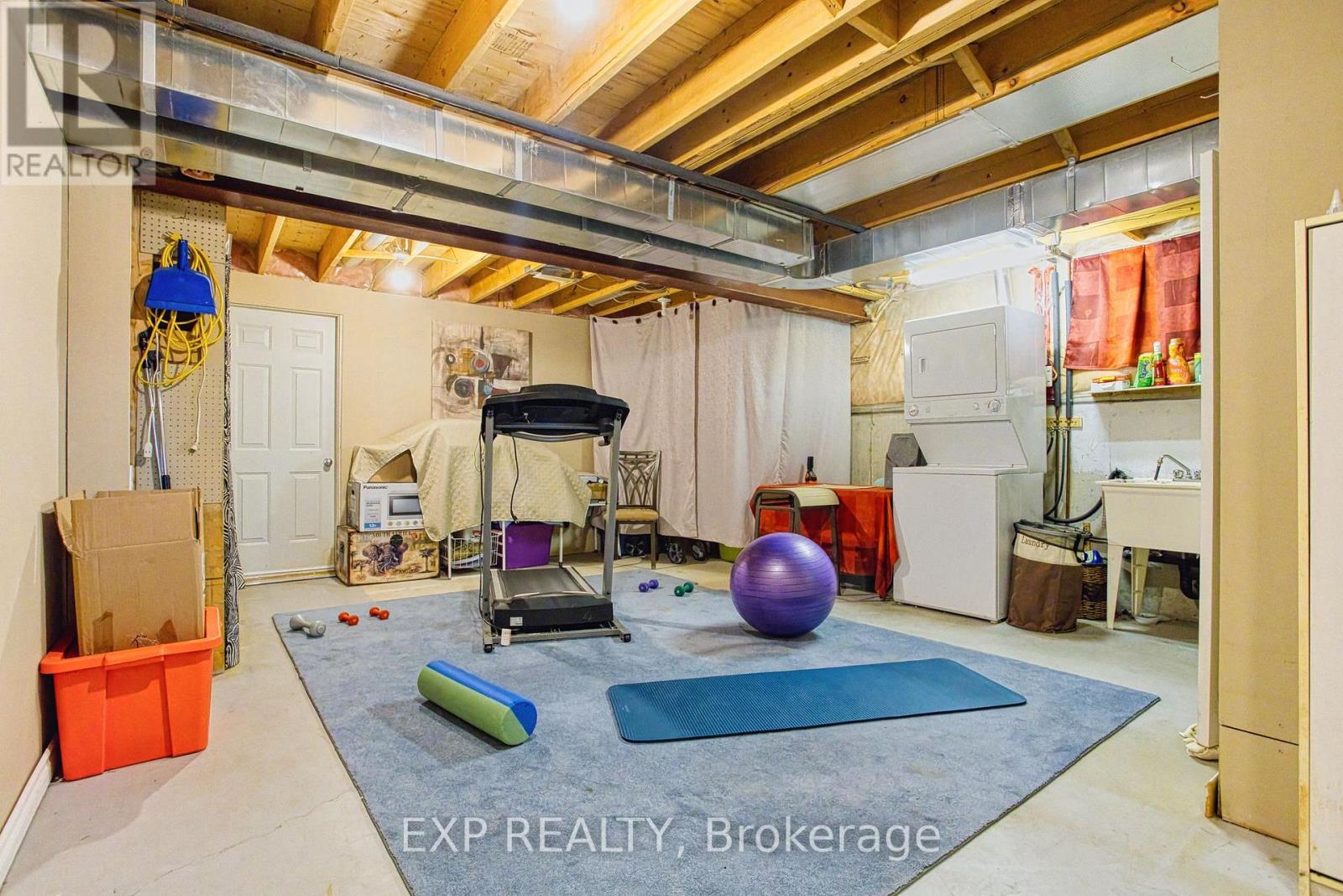 7192 Kelly Drive, Niagara Falls, Ontario  L2H 3K1 - Photo 35 - X13006624