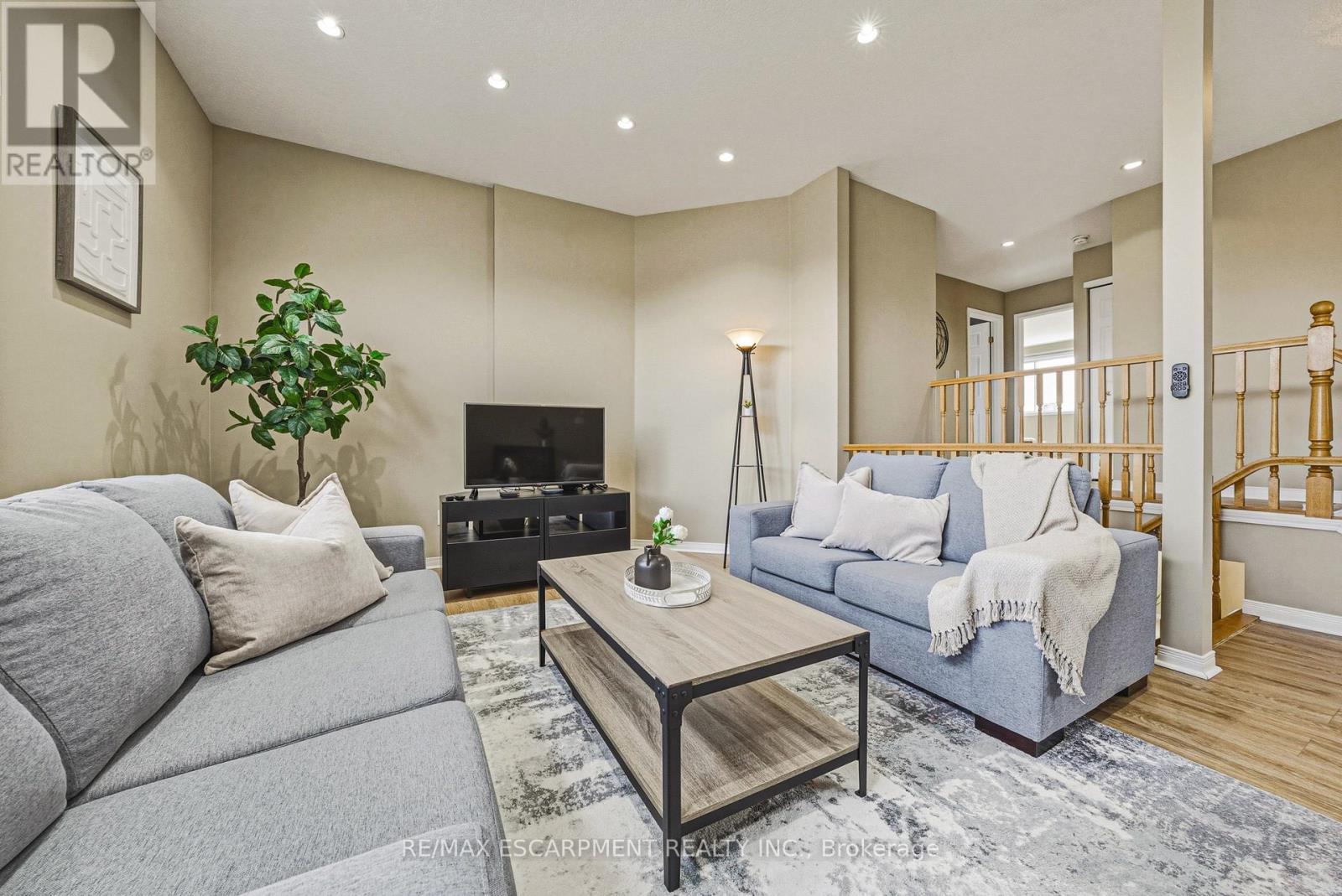 228 Holbeach Crescent, Waterloo, Ontario  N2J 4Y7 - Photo 19 - X13006692