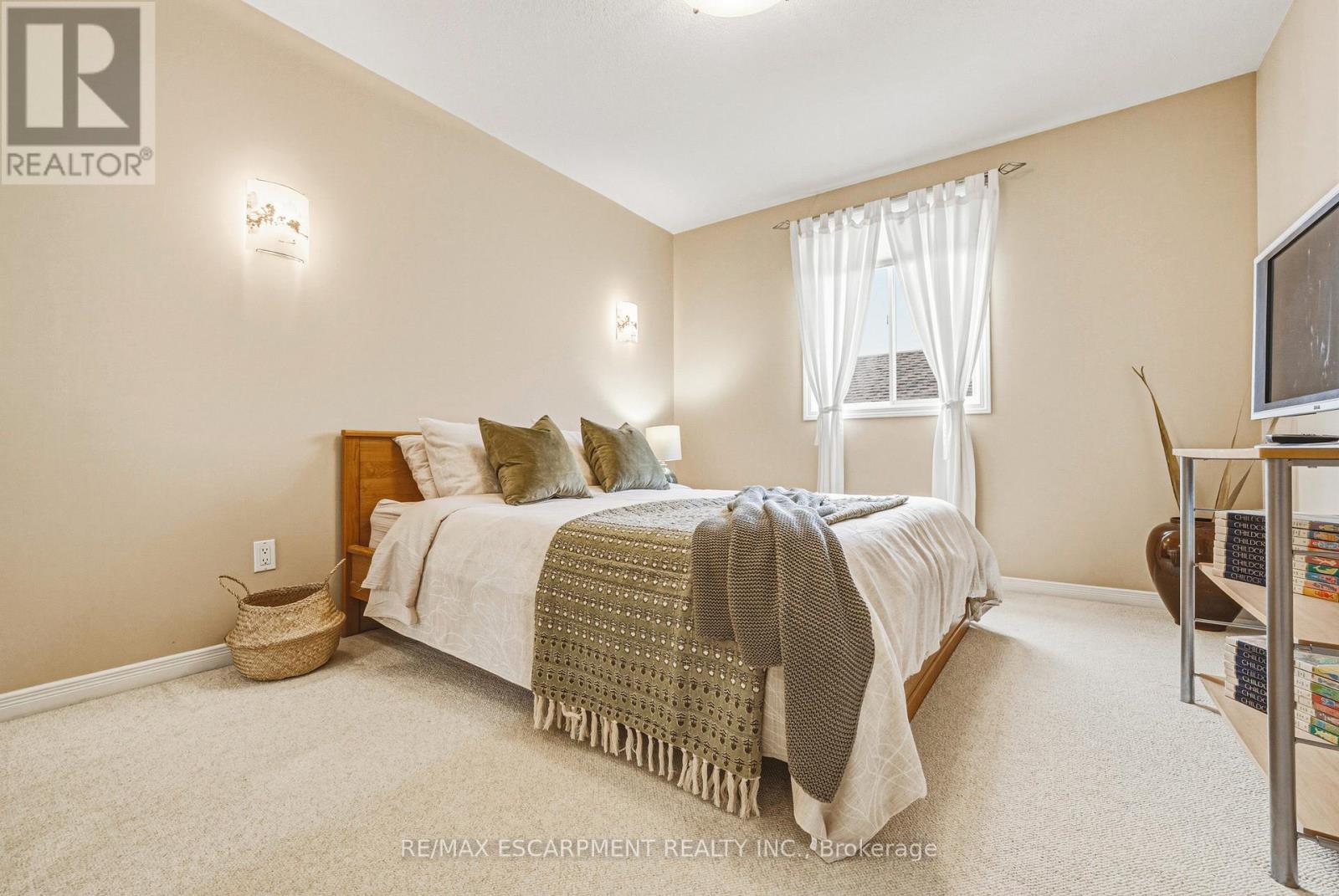 228 Holbeach Crescent, Waterloo, Ontario  N2J 4Y7 - Photo 21 - X13006692