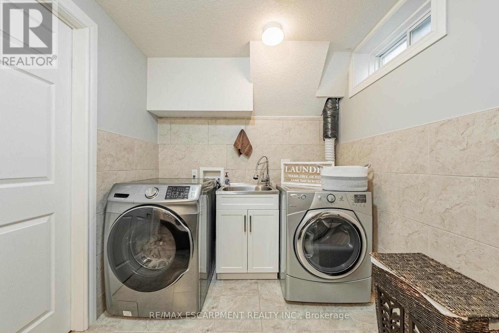 228 Holbeach Crescent, Waterloo, Ontario  N2J 4Y7 - Photo 31 - X13006692