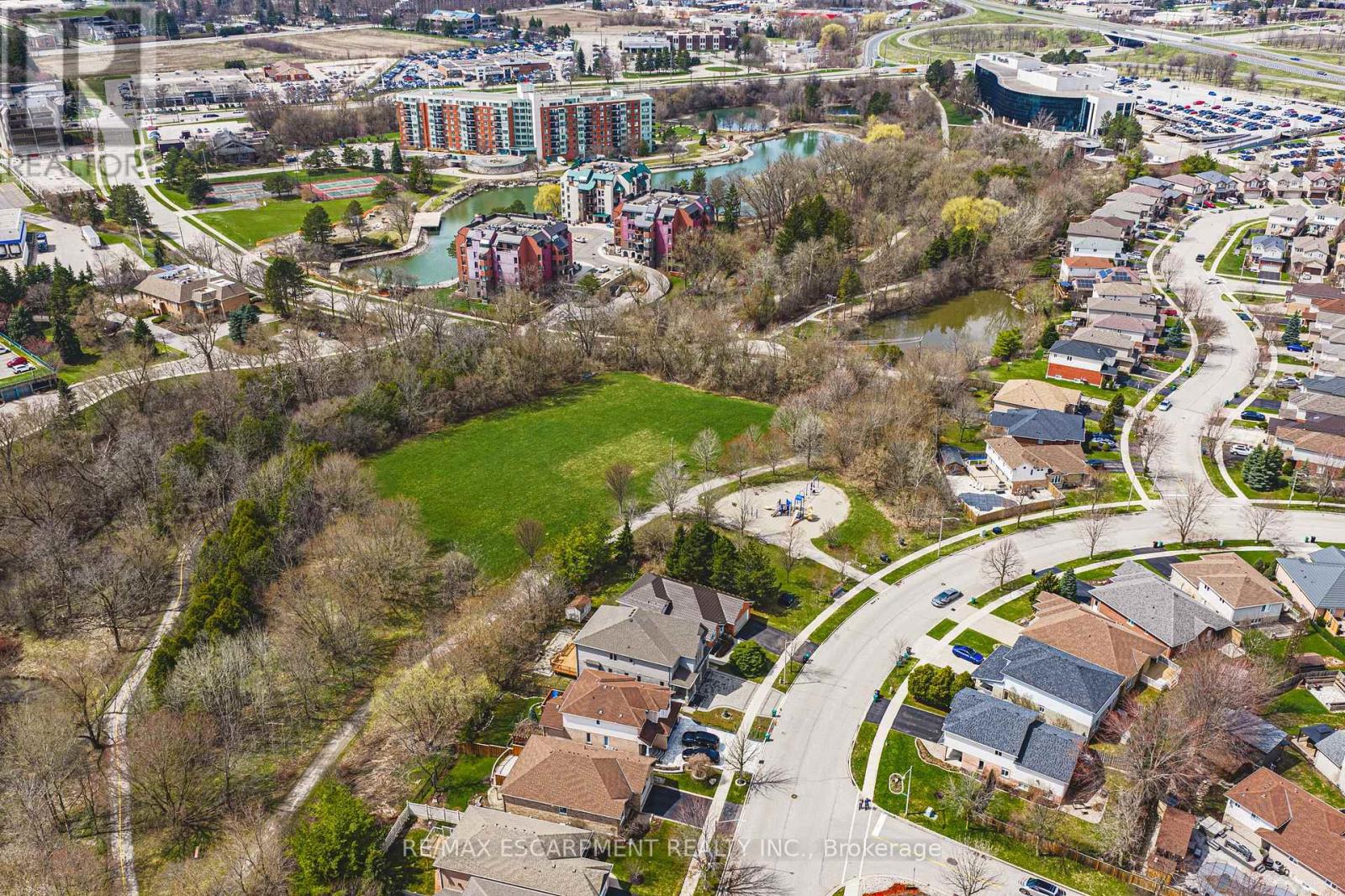 228 Holbeach Crescent, Waterloo, Ontario  N2J 4Y7 - Photo 42 - X13006692