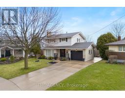 36 BUCKINGHAM DRIVE, Hamilton, Ontario