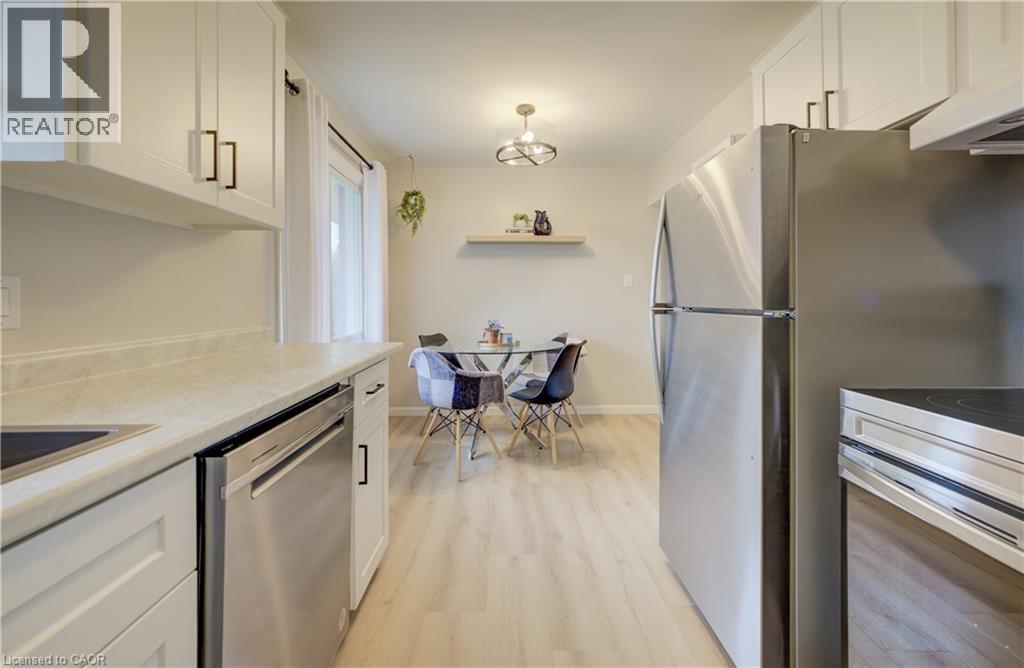 17 Hipel Avenue, Cambridge, Ontario  N3C 1W8 - Photo 16 - 40821121