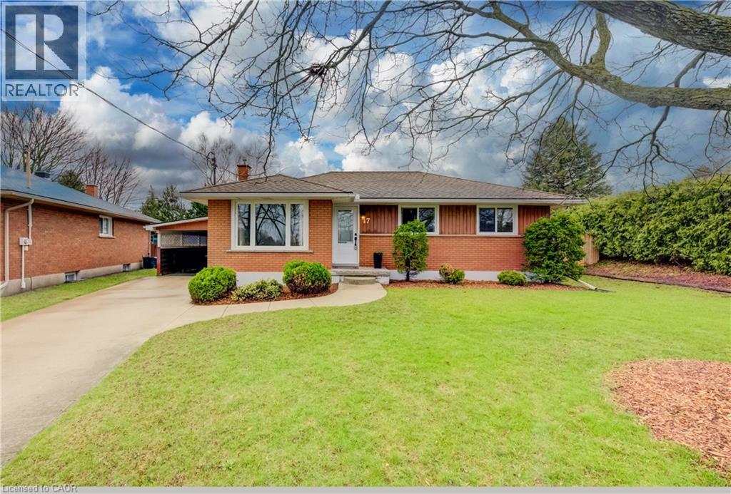 17 Hipel Avenue, Cambridge, Ontario  N3C 1W8 - Photo 2 - 40821121