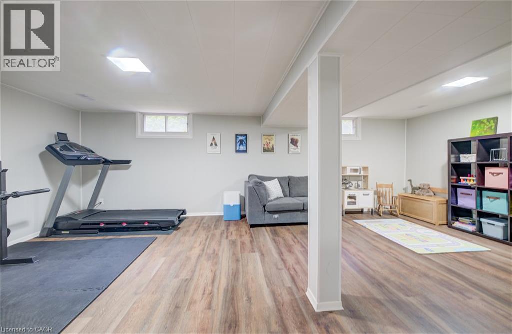 17 Hipel Avenue, Cambridge, Ontario  N3C 1W8 - Photo 24 - 40821121