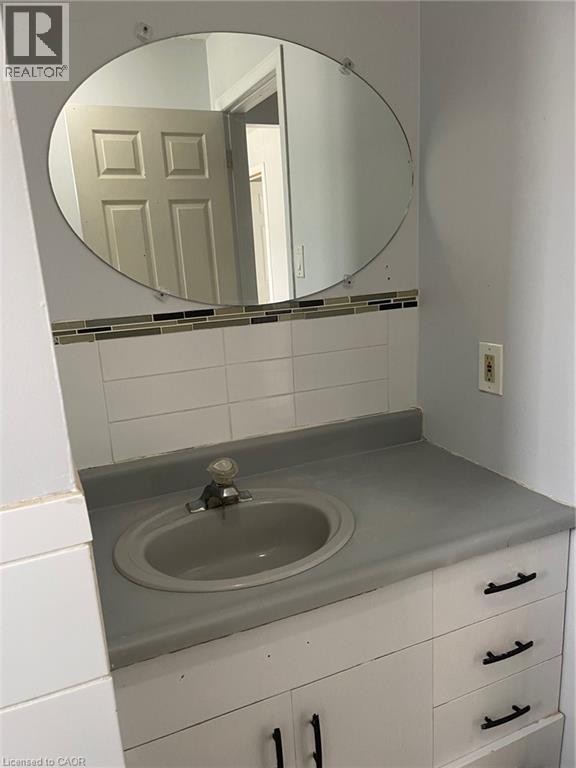 379 Holly Street Unit# 2, Waterloo, Ontario  N2L 4G5 - Photo 9 - 40820744