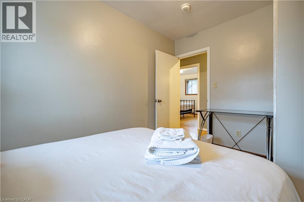 60 Austin Drive, Waterloo, Ontario  N2L 3Y4 - Photo 17 - 40817425