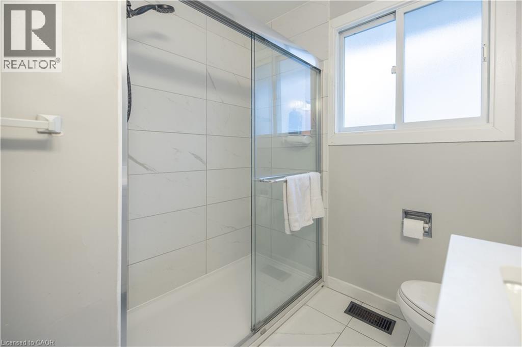 60 Austin Drive, Waterloo, Ontario  N2L 3Y4 - Photo 9 - 40817417