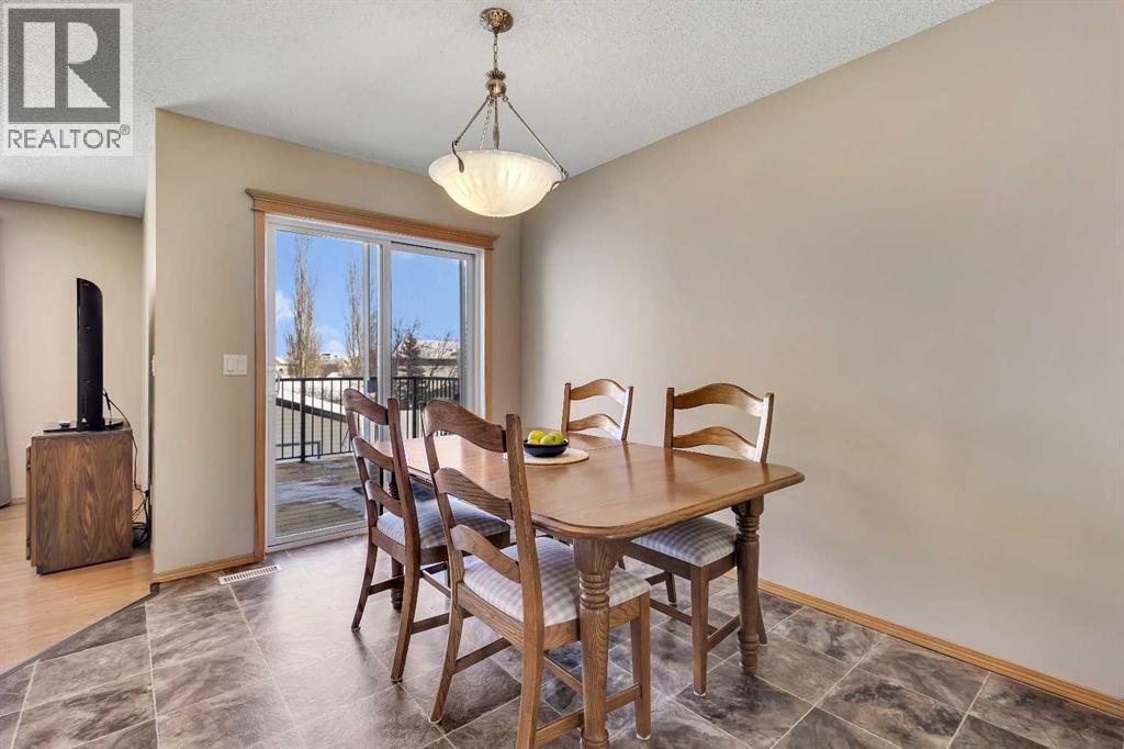 46 Covewood Circle Ne, Calgary, Alberta  T3K 4Z1 - Photo 9 - A2290038