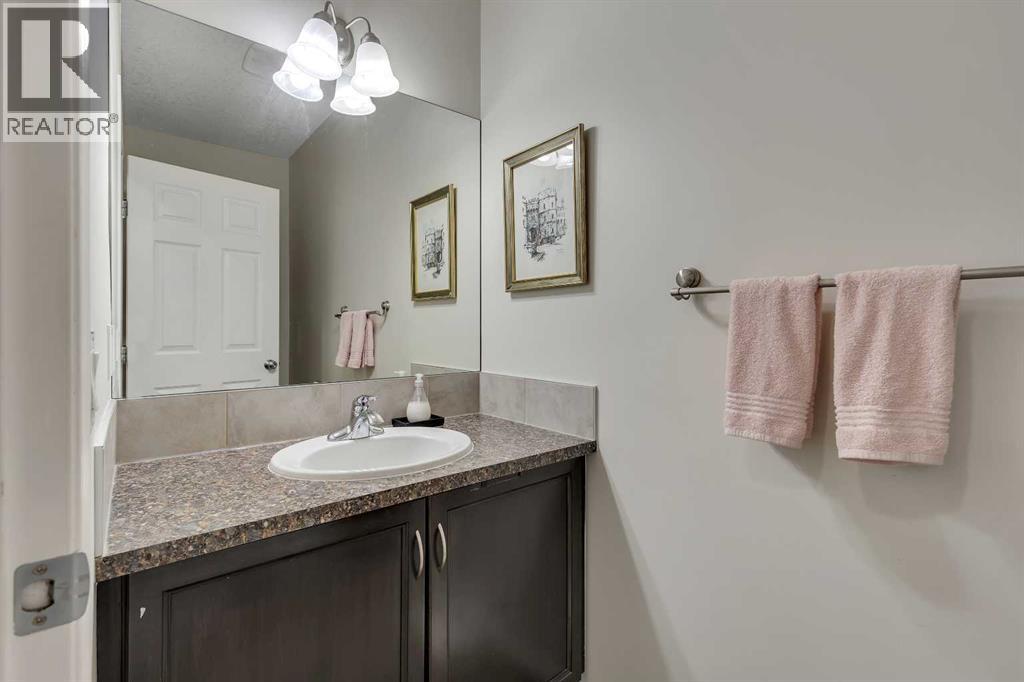 190 Covecreek Place NE, Calgary, Alberta  T3K 0L3 - Photo 5 - A2300079