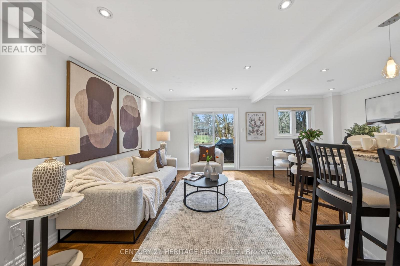 64 Coventry Court, Richmond Hill, Ontario  L4C 8B7 - Photo 11 - N13005826