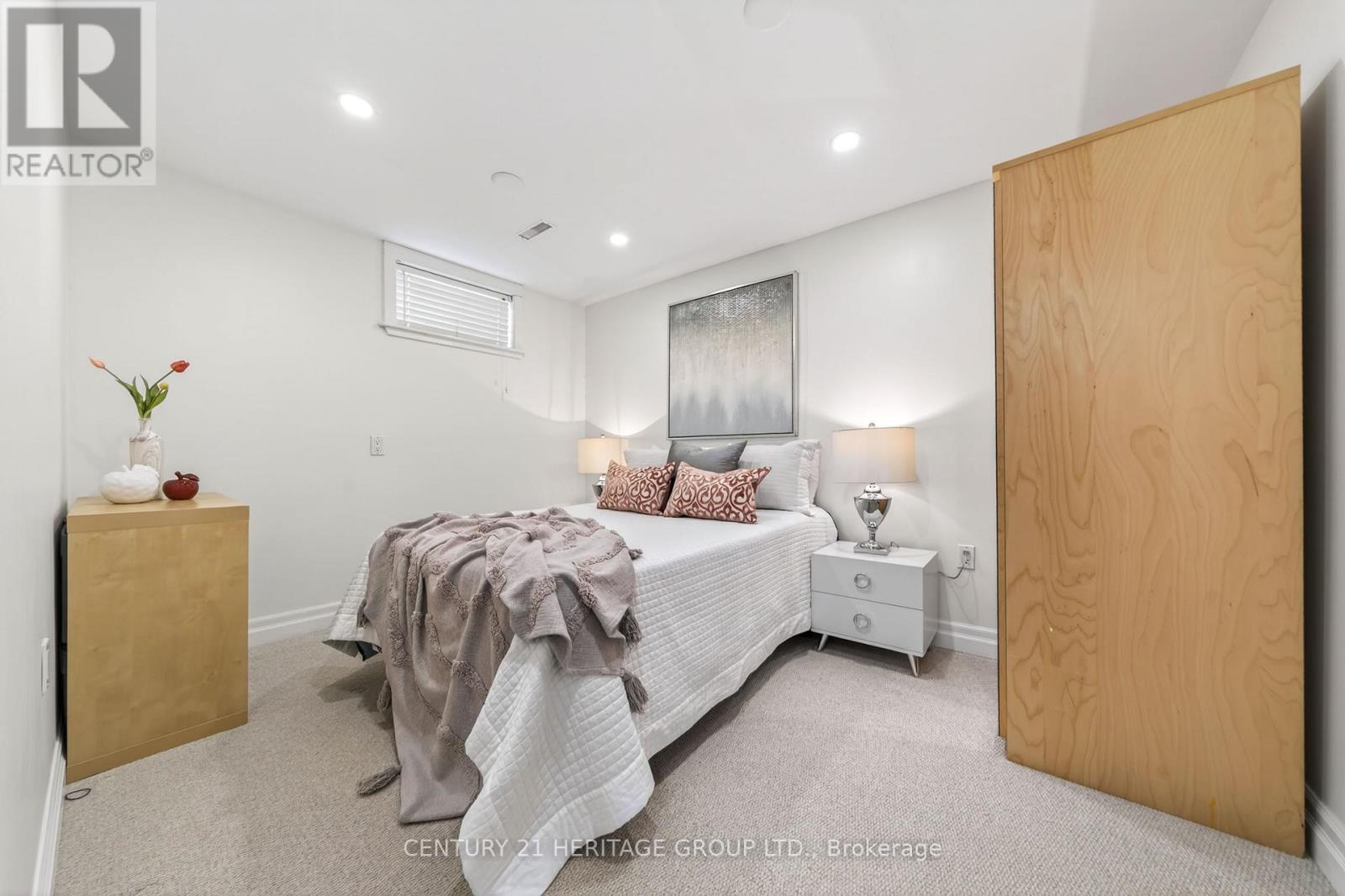 64 Coventry Court, Richmond Hill, Ontario  L4C 8B7 - Photo 24 - N13005826