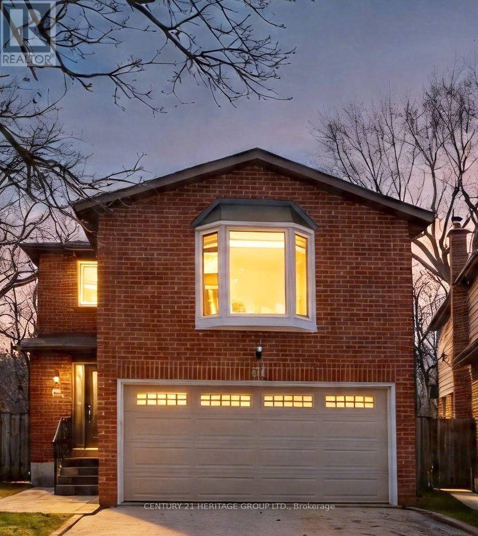 64 COVENTRY COURT, Richmond Hill, Ontario