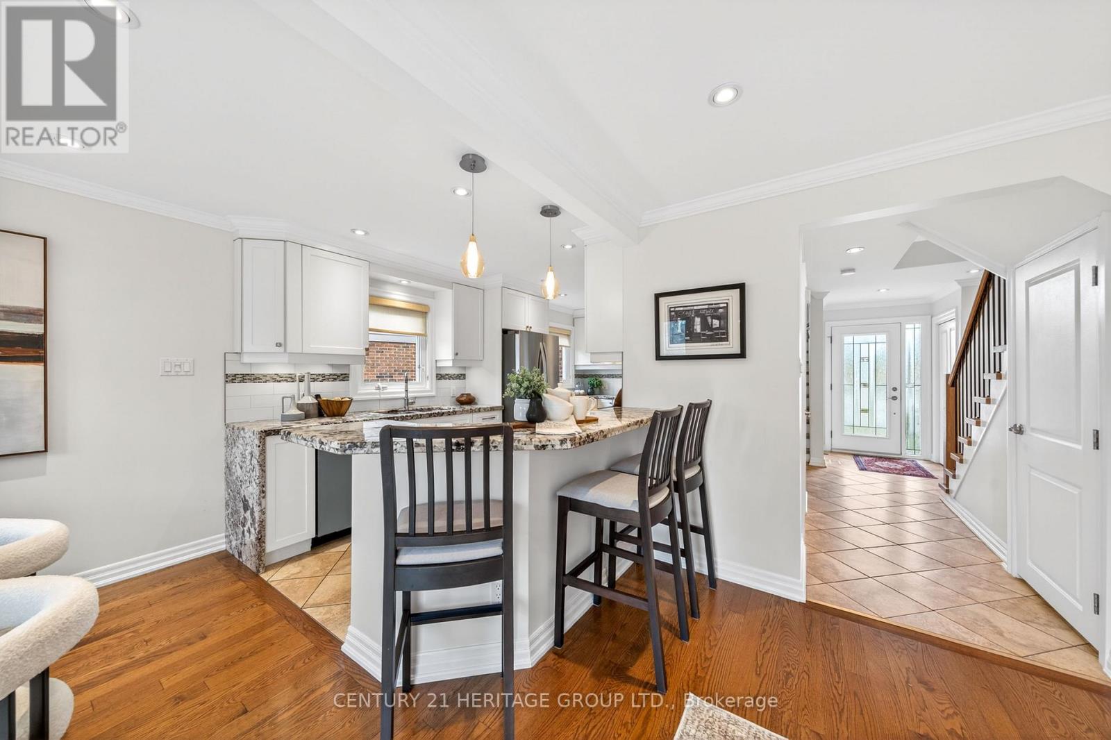 64 Coventry Court, Richmond Hill, Ontario  L4C 8B7 - Photo 14 - N13005826